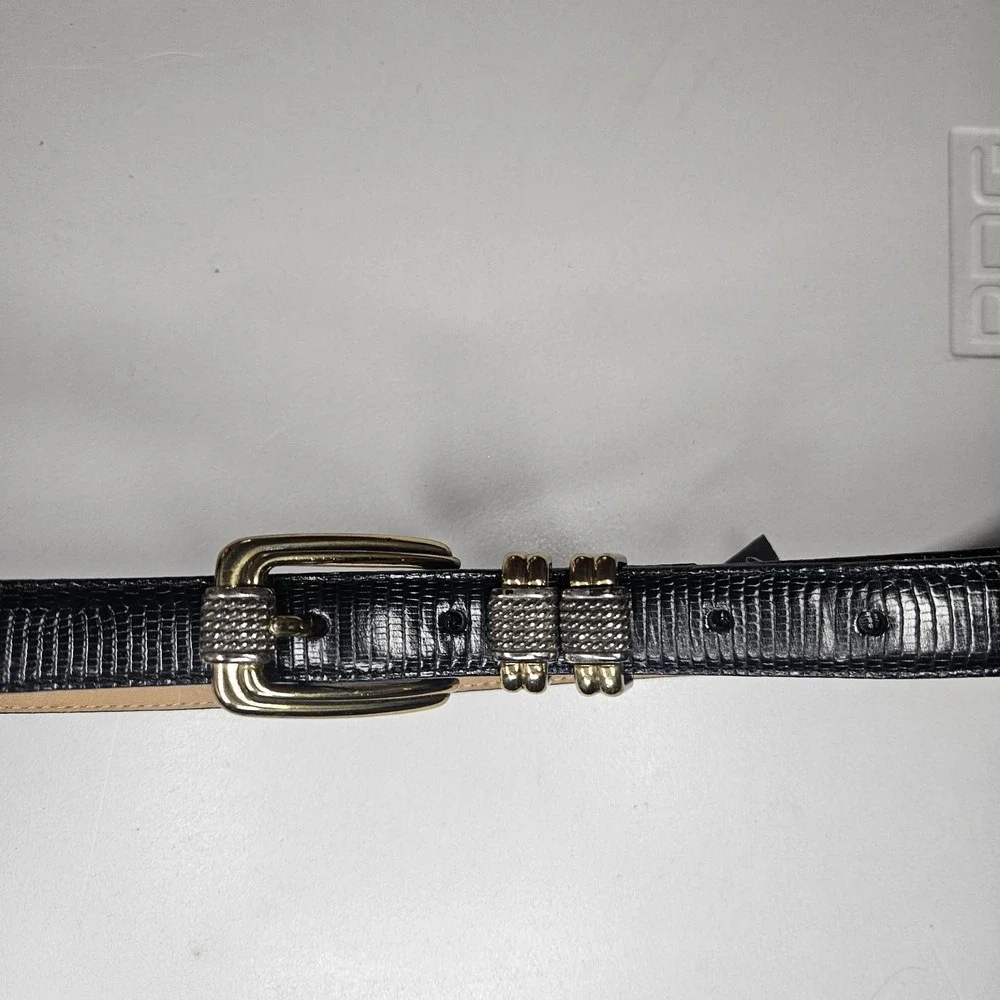 Brighton Classics Womens Belt Black Leather Embossed Gold Buckle Size M 27-31in